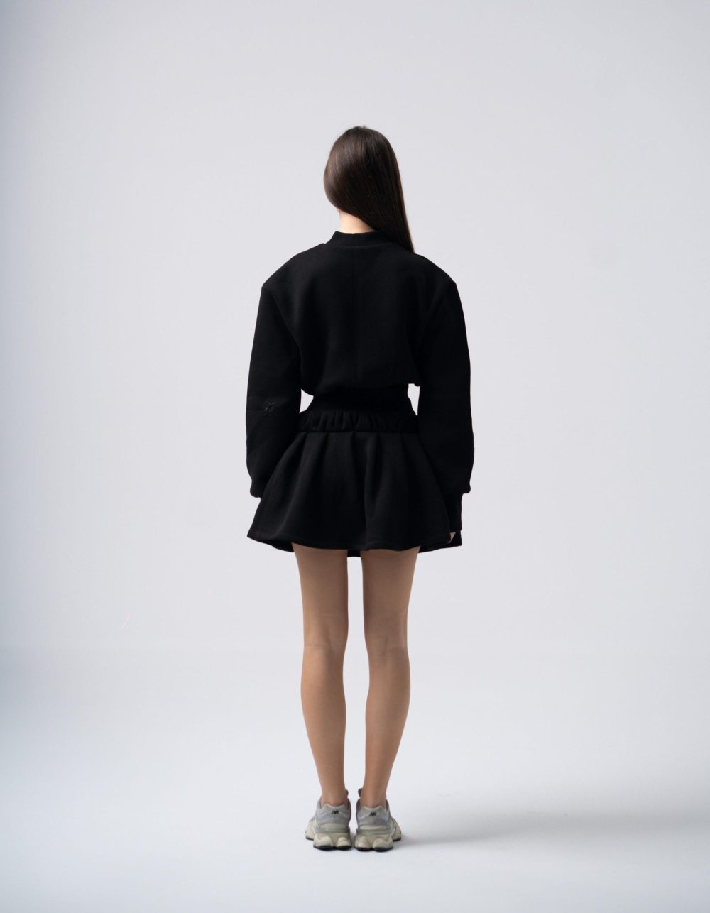Inej Skirt Set In Black - Image 4