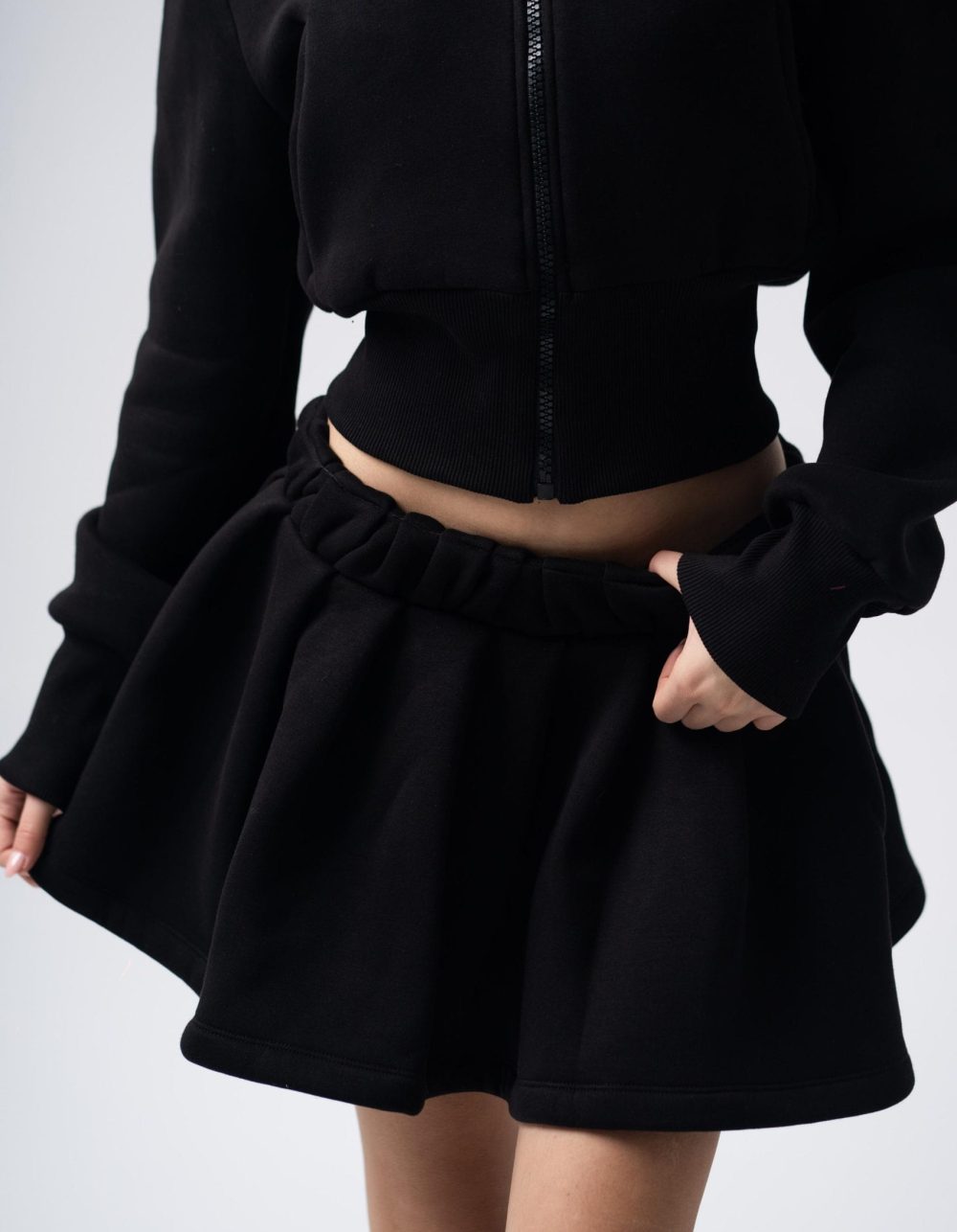 Inej Skirt Set In Black - Image 5