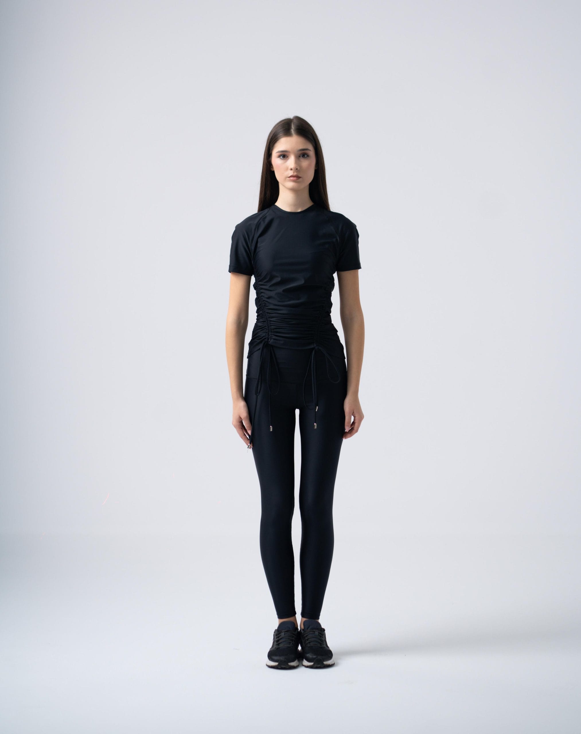 Cyro Set In Black