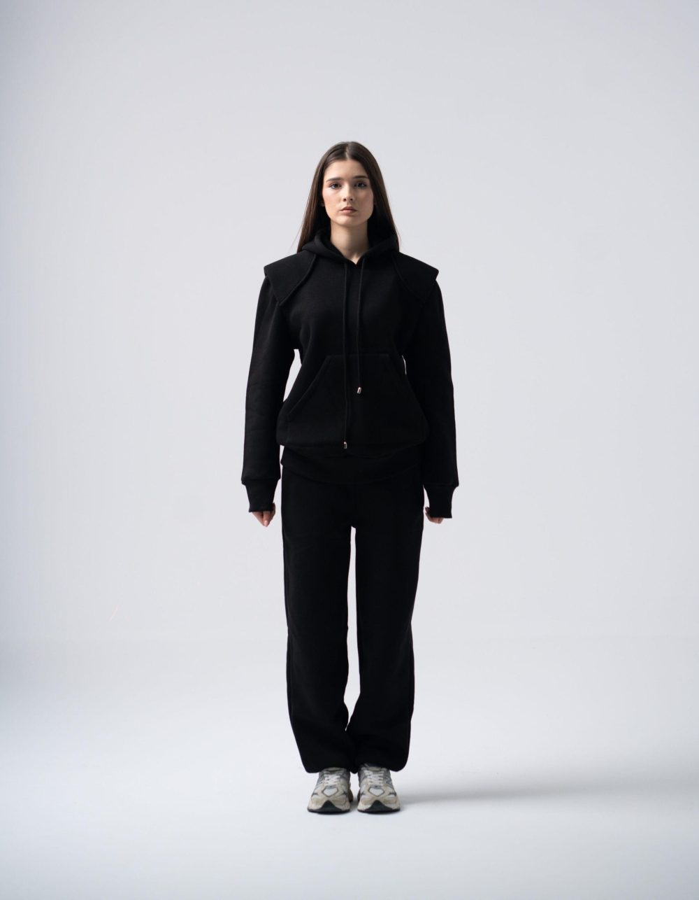 Xahari Set in Black