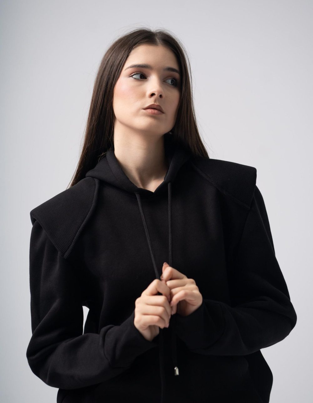 Xahari Set in Black - Image 5