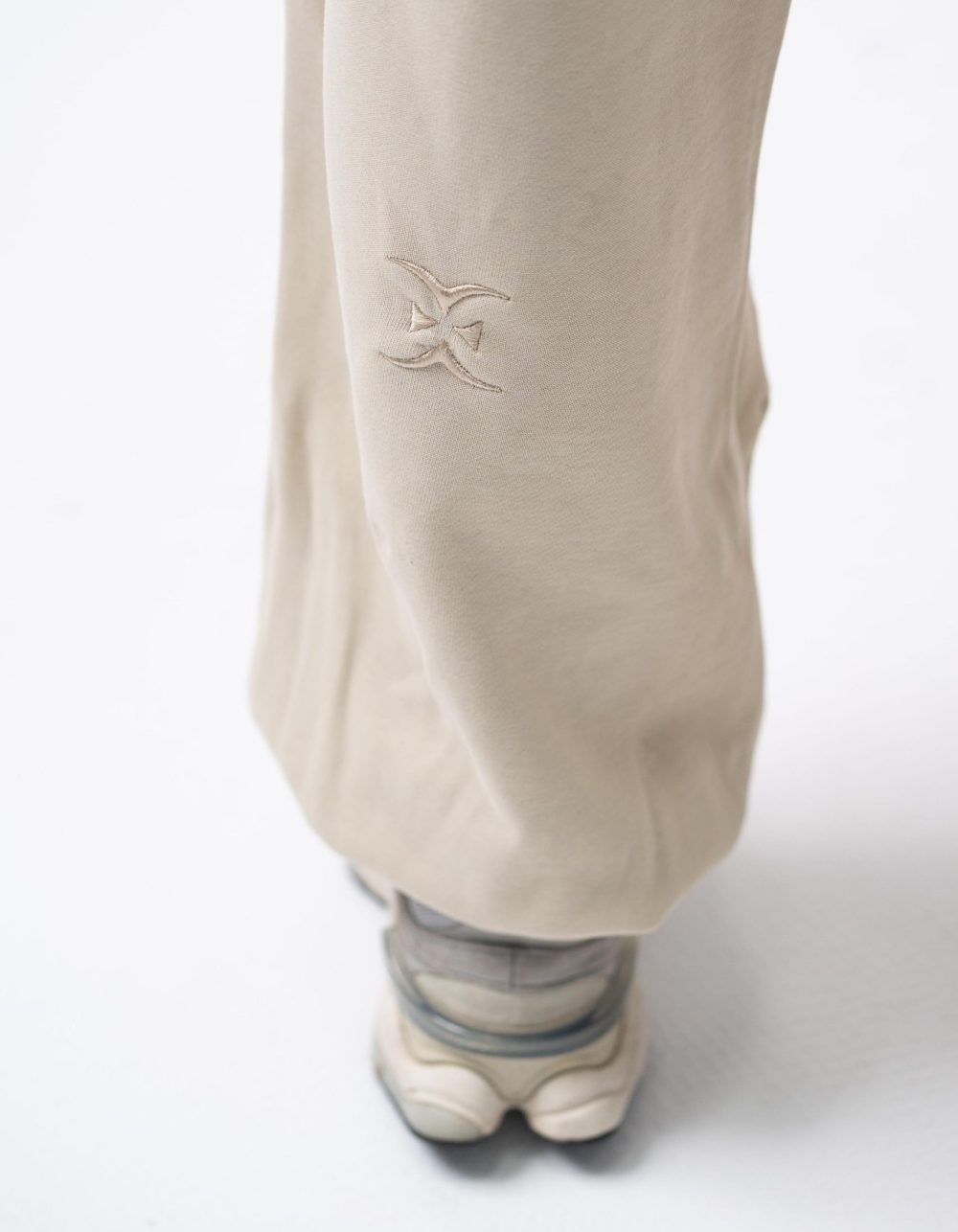 Yara Set in Beige - Image 8