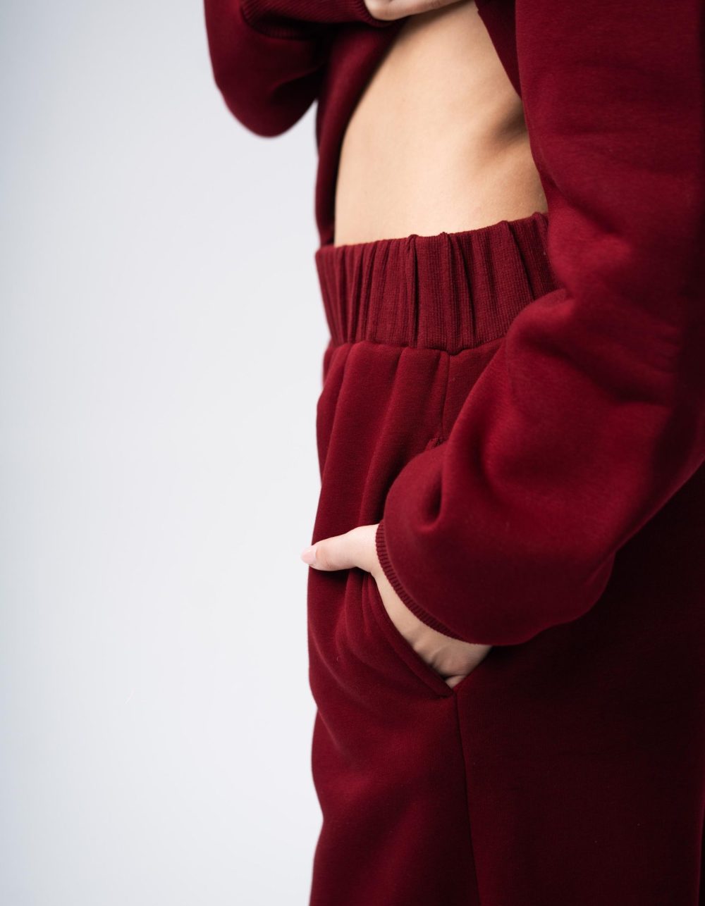 Eclips Pants Set in Burgundy - Image 7