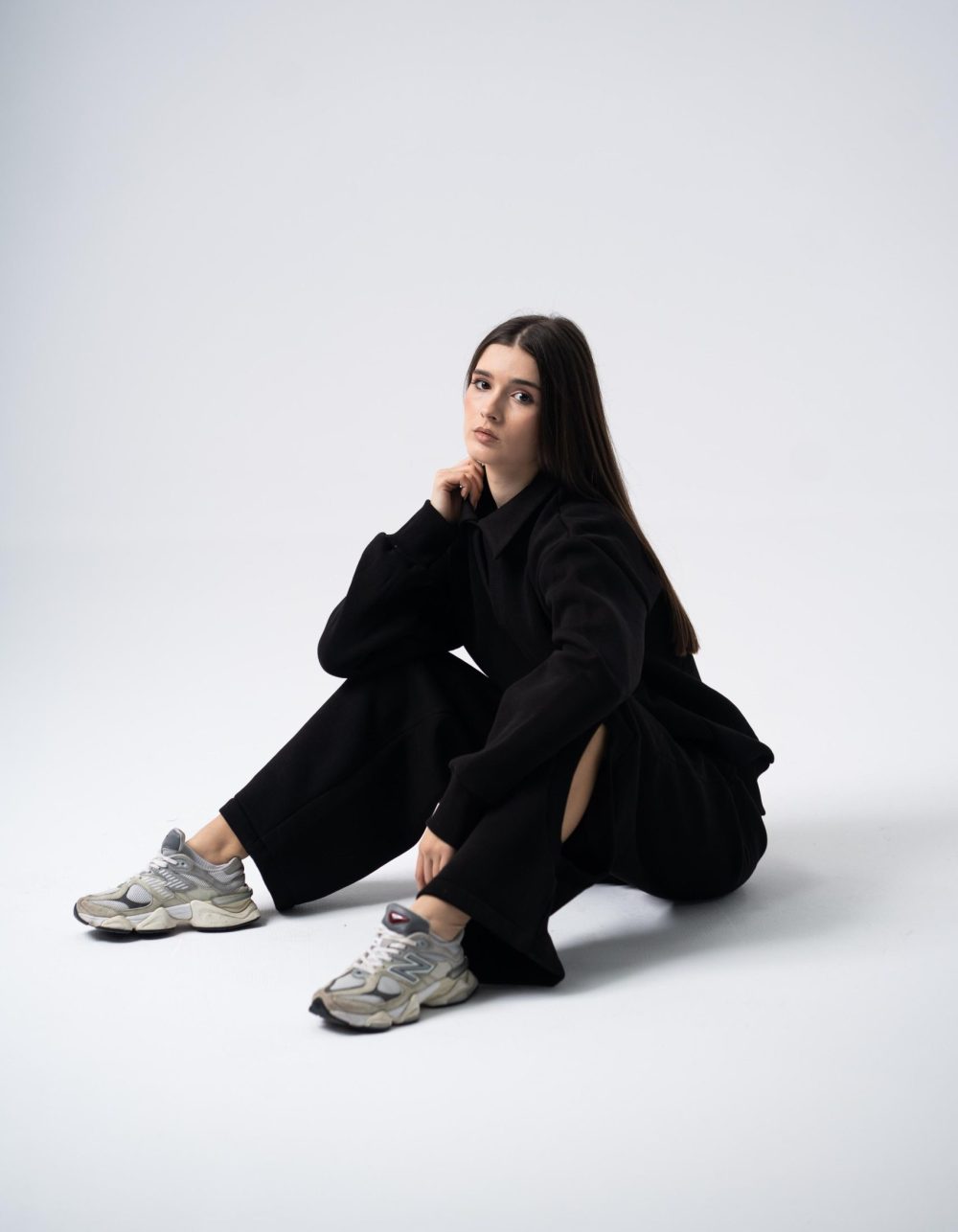 Eclips Pants Set in Black - Image 5